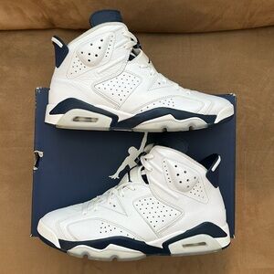 Jordan 6 Retro “Midnight Navy” size 10.5